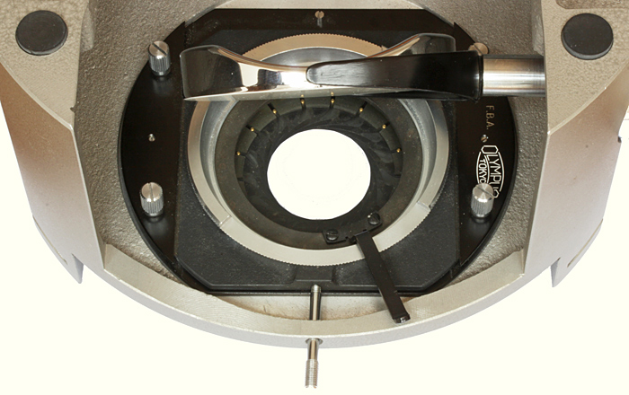 Aperture Iris Diaphragm attached to X-DE base